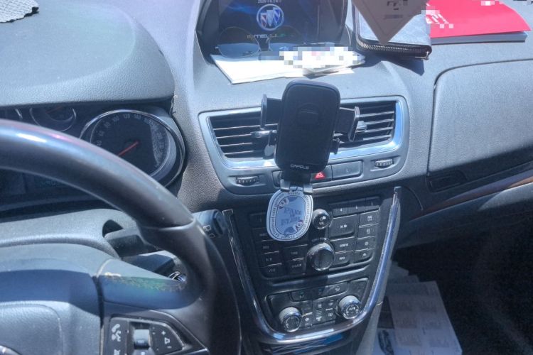 Used Buick Encore 2013 1.4T Automatic Two-Wheel Drive Leading Model Audio And AC Panel