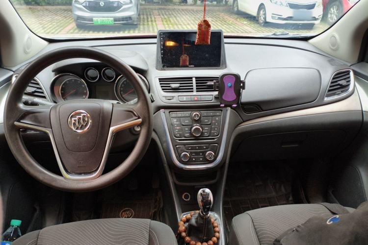 Used Buick Encore 2013 1.4T Manual Two-Wheel Drive Entry Model Center Console