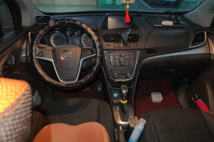 Used Buick Encore 2013 1.4T Automatic Two-Wheel Drive Elite Model Center Console