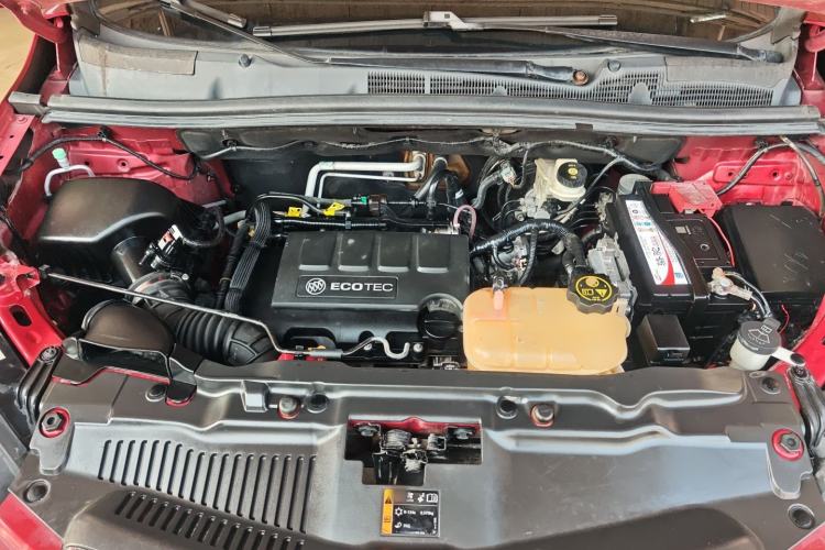 Used Buick Encore 2013 1.4T Automatic Two-Wheel Drive Leading Model Engine Bay