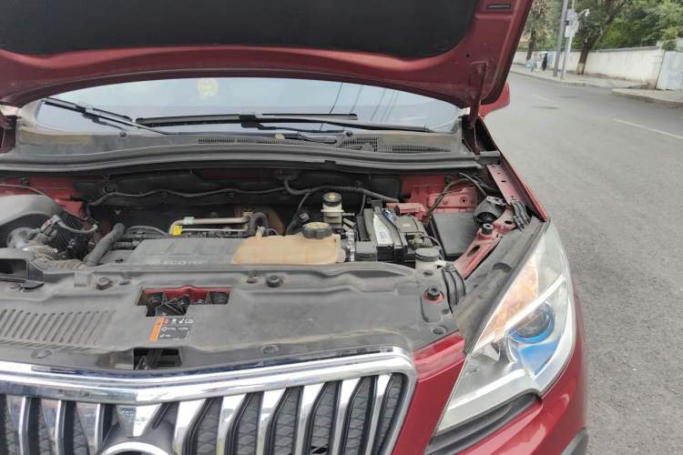 Used Buick Encore 2013 1.4T Automatic Two-Wheel Drive Elite Model Engine Bay Left
