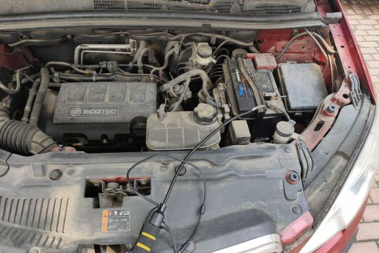 Used Buick Encore 2013 1.4T Automatic Two-Wheel Drive Elite Model Engine Bay Left