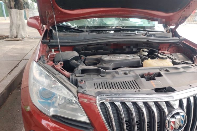 Used Buick Encore 2013 1.4T Automatic Two-Wheel Drive Elite Model Engine Bay Right