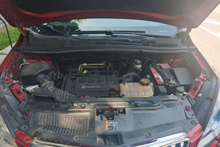Used Buick Encore 2013 1.4T Manual Two-Wheel Drive Entry Model Engine Bay