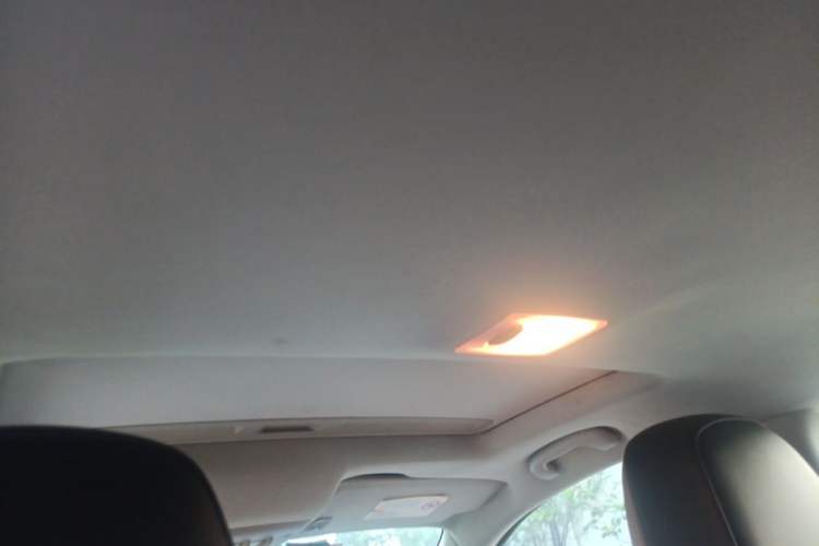 Used Buick Encore 2013 1.4T Automatic Two-Wheel Drive Leading Model Headliner
