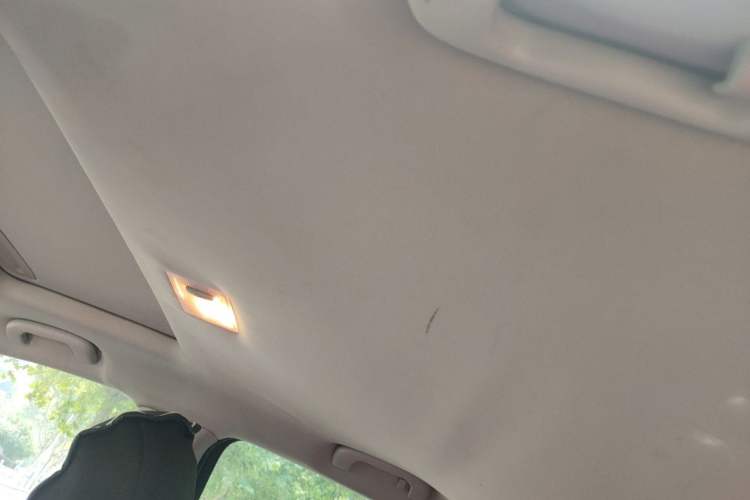 Used Buick Encore 2013 1.4T Automatic Two-Wheel Drive Elite Model Headliner
