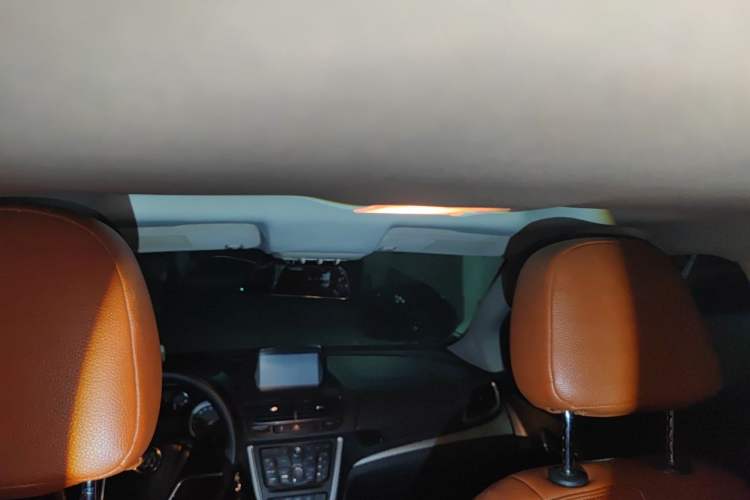 Used Buick Encore 2013 1.4T Automatic Two-Wheel Drive Elite Model Headliner