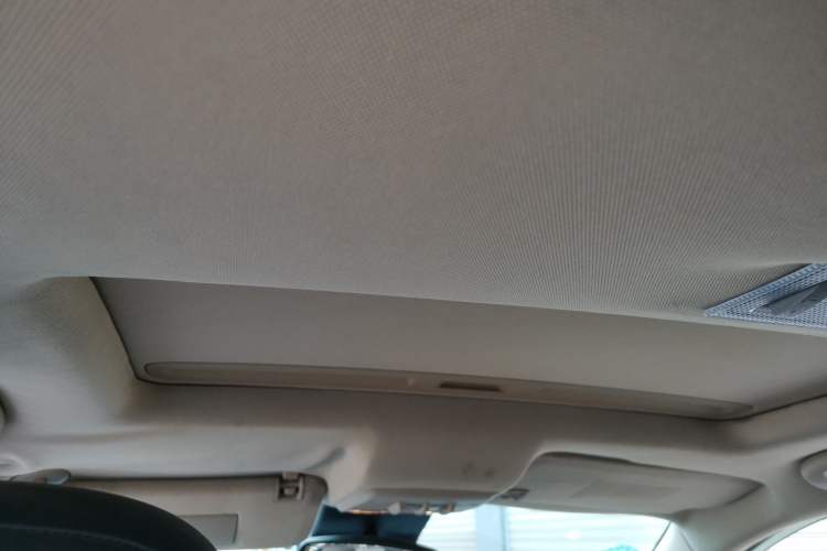 Used Buick Encore 2013 1.4T Automatic Two-Wheel Drive Leading Model Headliner