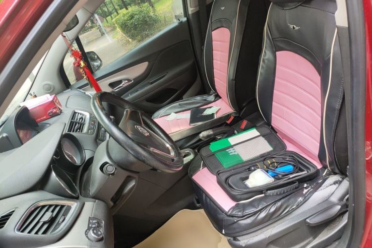 Used Buick Encore 2013 1.4T Automatic Two-Wheel Drive Elite Model Left Front Seat