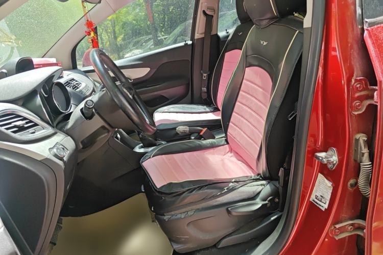 Used Buick Encore 2013 1.4T Automatic Two-Wheel Drive Elite Model Left Front Seat