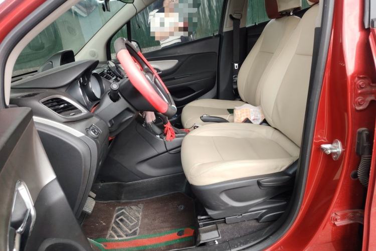Used Buick Encore 2013 1.4T Automatic Two-Wheel Drive Elite Model Left Front Seat