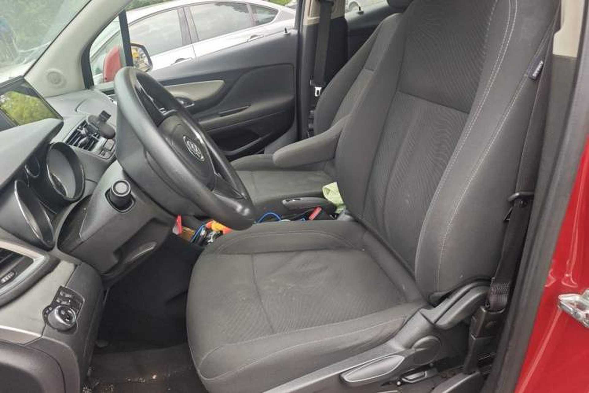 Used Buick Encore 2013 1.4T Automatic Two-Wheel Drive Elite Model Left Front Seat