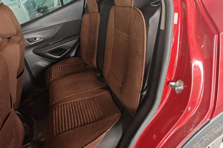 Used Buick Encore 2013 1.4T Automatic Two-Wheel Drive Elite Model Left Rear Seat