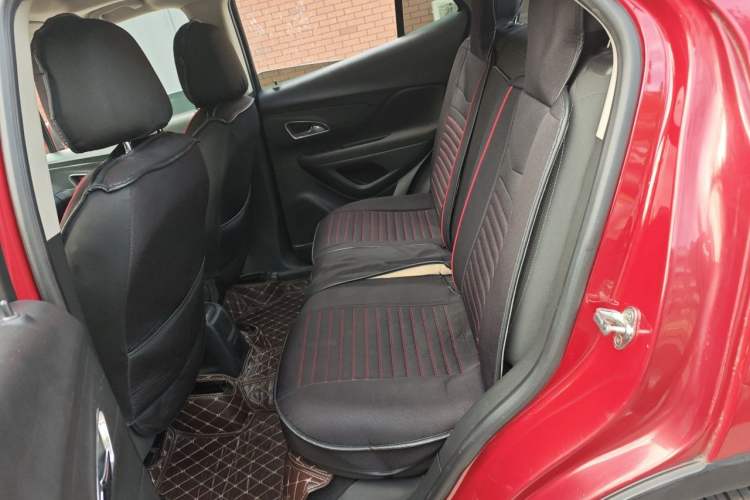 Used Buick Encore 2013 1.4T Automatic Two-Wheel Drive Elite Model Left Rear Seat