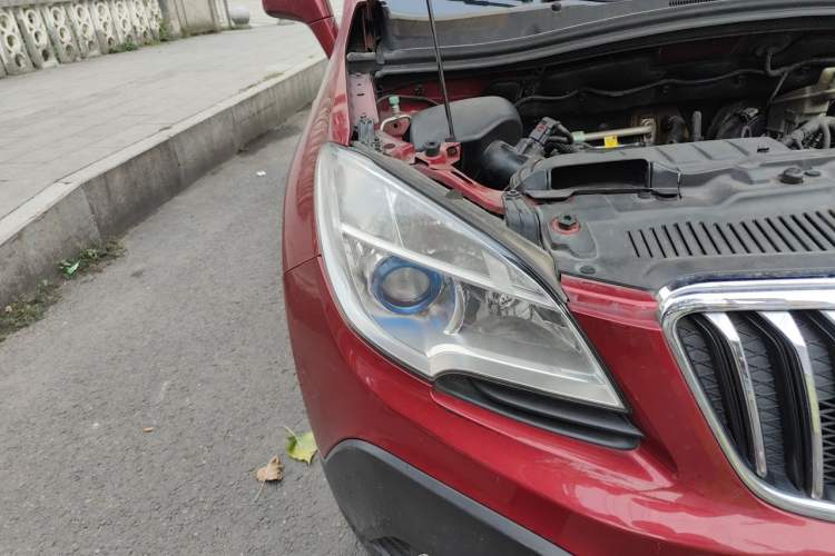Used Buick Encore 2013 1.4T Automatic Two-Wheel Drive Elite Model Right Front Headlight