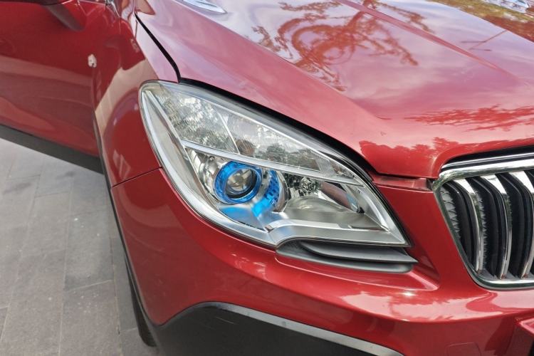 Used Buick Encore 2013 1.4T Automatic Two-Wheel Drive Elite Model Right Front Headlight