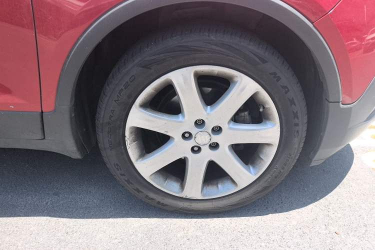 Used Buick Encore 2013 1.4T Automatic Two-Wheel Drive Leading Model Right Front Wheel Hub