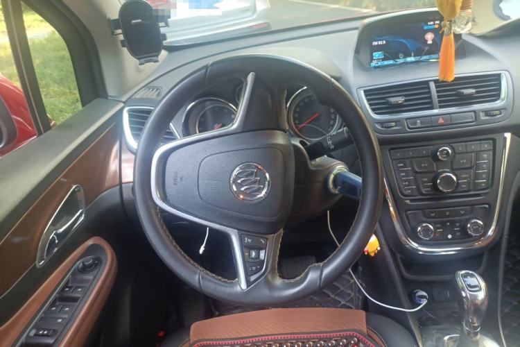 Used Buick Encore 2013 1.4T Automatic Two-Wheel Drive Leading Model Steering Wheel