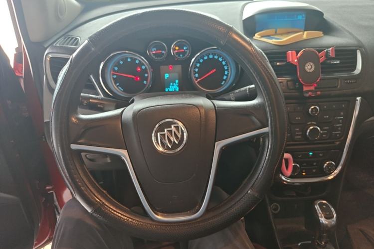 Used Buick Encore 2013 1.4T Automatic Two-Wheel Drive Elite Model Steering Wheel
