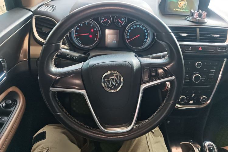 Used Buick Encore 2013 1.4T Automatic Two-Wheel Drive Leading Model Steering Wheel