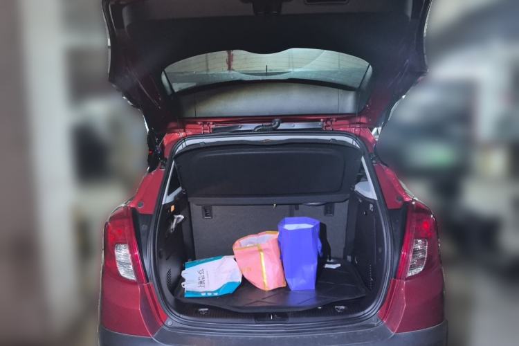 Used Buick Encore 2013 1.4T Automatic Two-Wheel Drive Elite Model Trunk