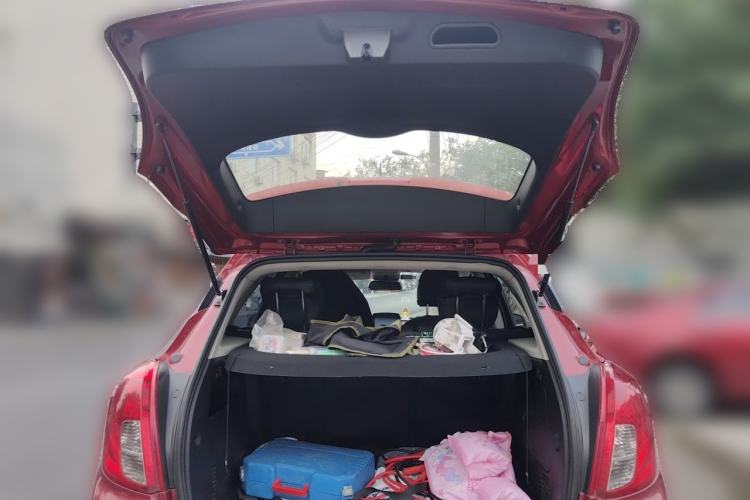 Used Buick Encore 2013 1.4T Automatic Two-Wheel Drive Elite Model Trunk
