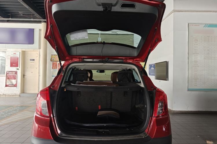 Used Buick Encore 2013 1.4T Automatic Two-Wheel Drive Elite Model Trunk
