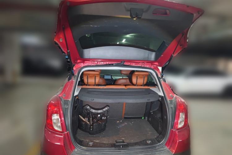 Used Buick Encore 2013 1.4T Automatic Two-Wheel Drive Elite Model Trunk