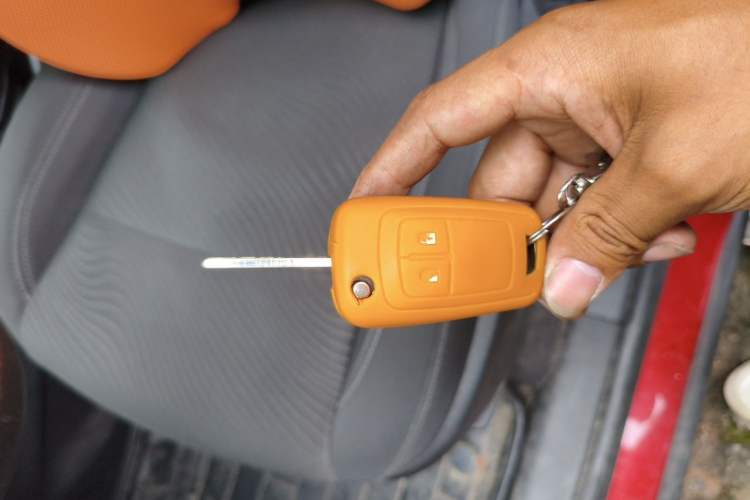 Used Buick Encore 2013 1.4T Manual Two-Wheel Drive Entry Model Vehicle Key