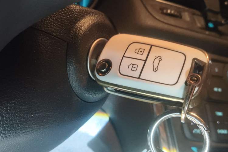 Used Buick Encore 2013 1.4T Automatic Two-Wheel Drive Leading Model Vehicle Key