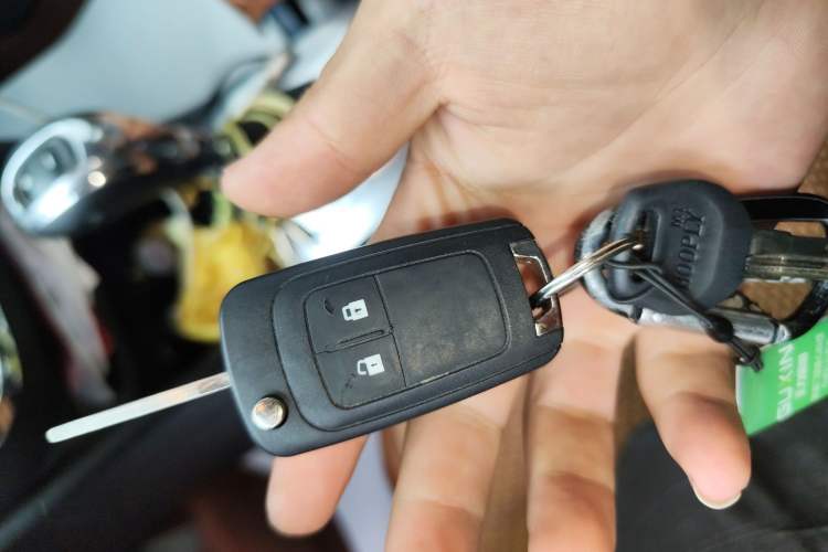 Used Buick Encore 2013 1.4T Automatic Two-Wheel Drive Leading Model Vehicle Key