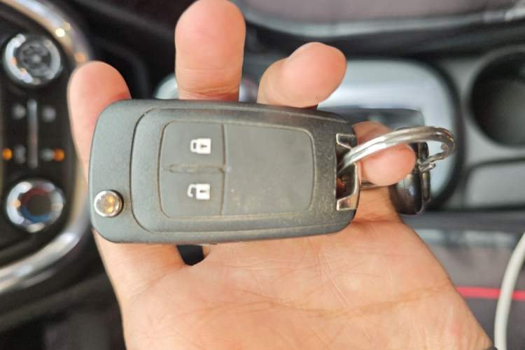 Used Buick Encore 2013 1.4T Automatic Two-Wheel Drive Elite Model Vehicle Key