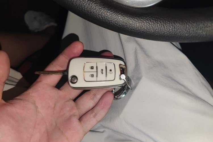 Used Buick Encore 2013 1.4T Automatic Two-Wheel Drive Elite Model Vehicle Key