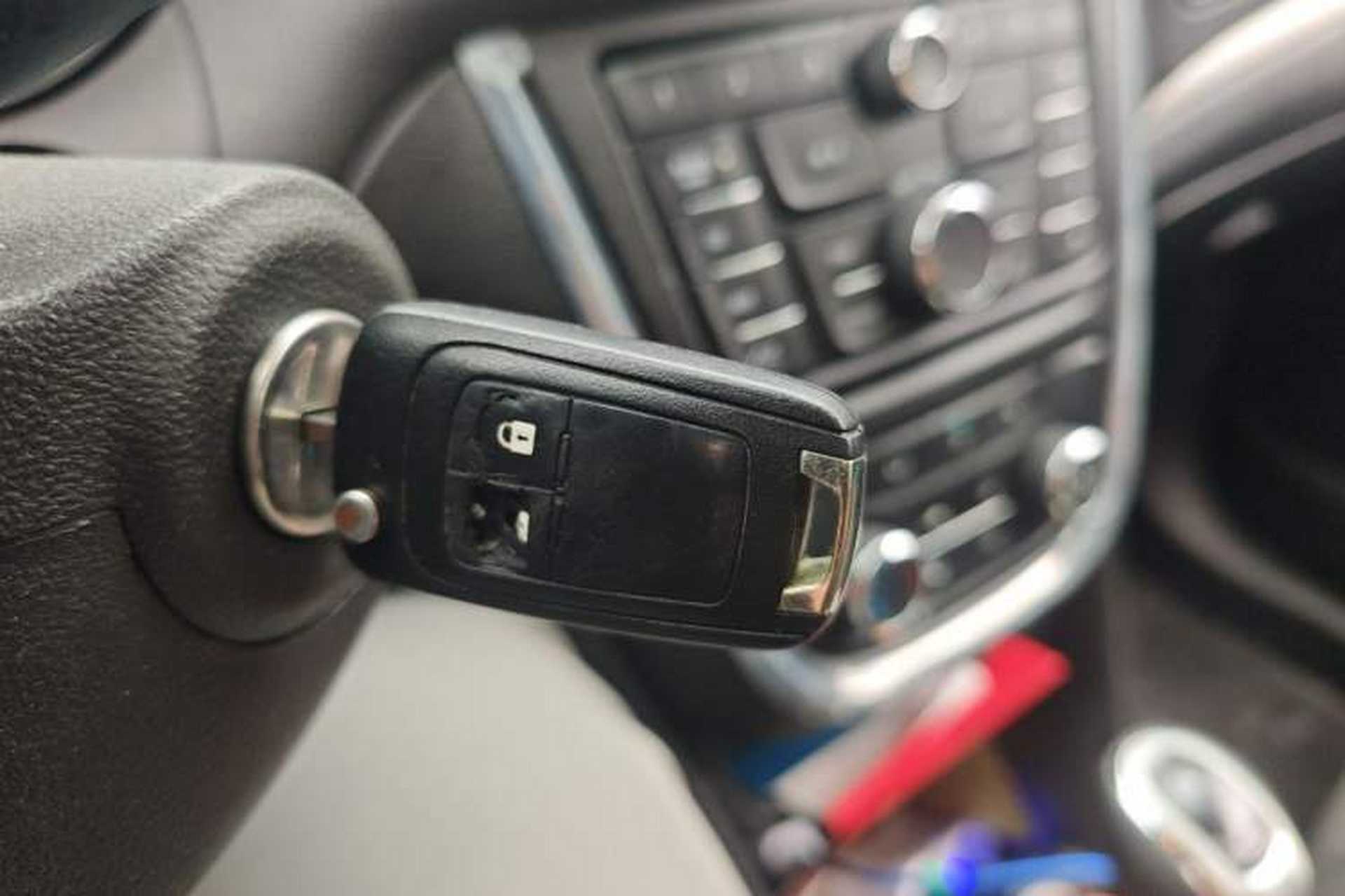 Used Buick Encore 2013 1.4T Automatic Two-Wheel Drive Elite Model Vehicle Key