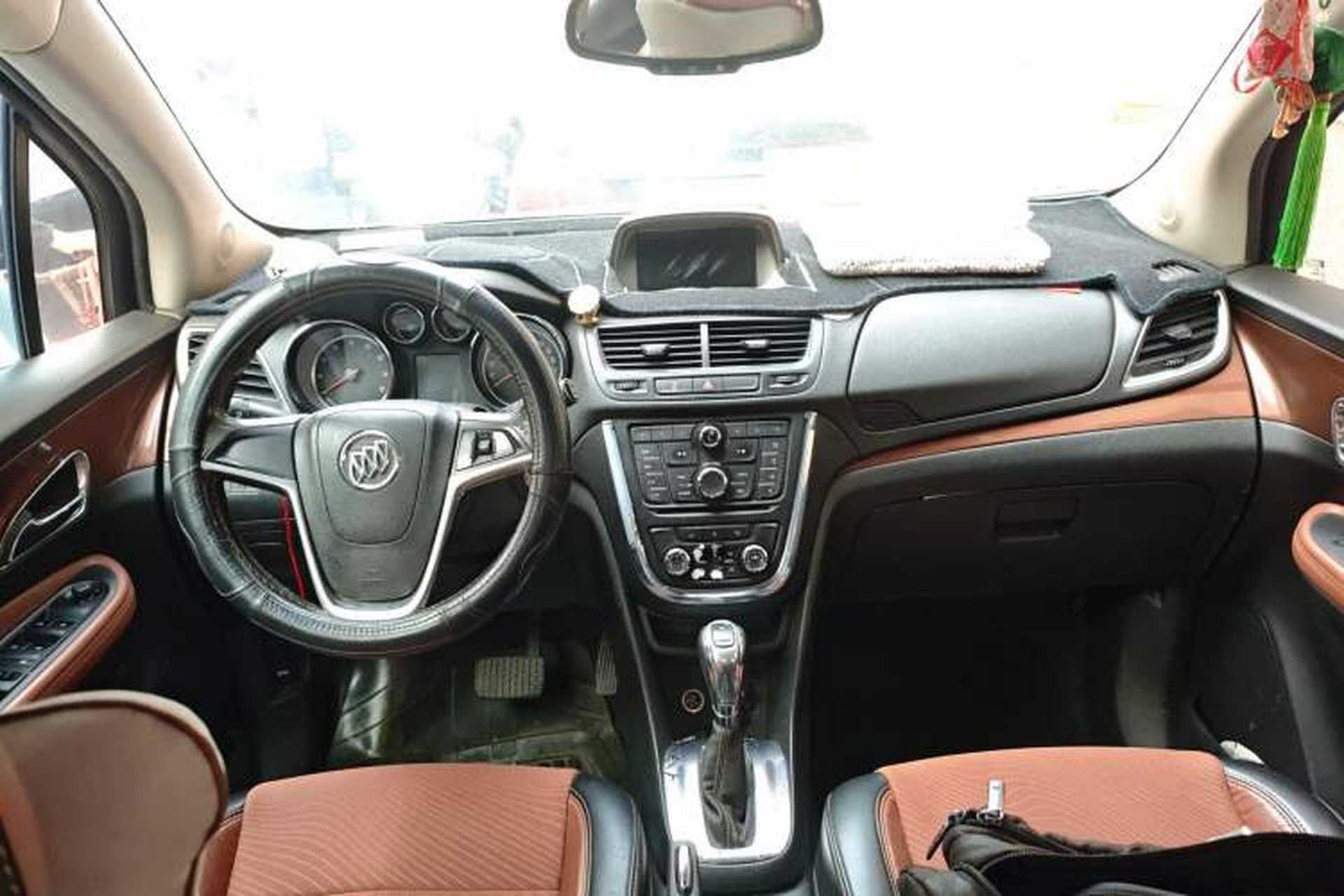 Used Buick Encore 2013 1.4T Automatic Two-Wheel Drive Elite Model Center Console