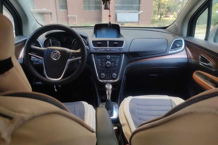 Used Buick Encore 2013 1.4T Automatic Two-Wheel Drive Leading Model Center Console