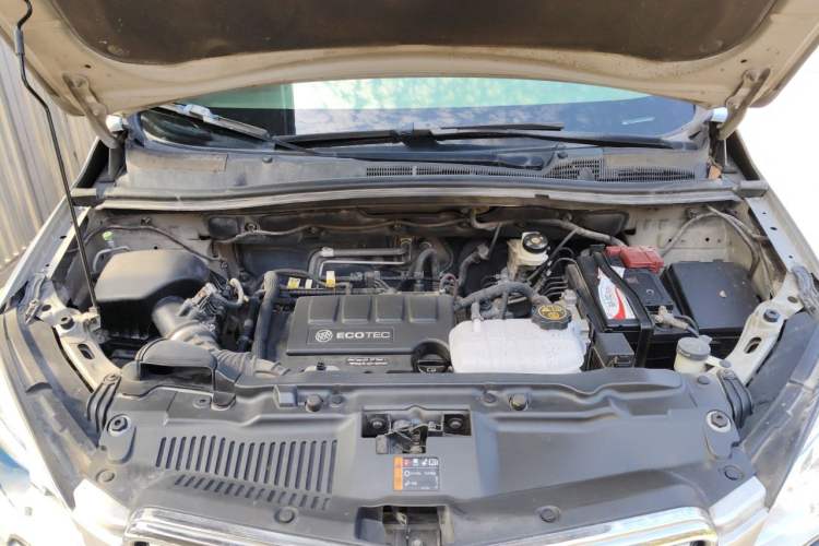 Used Buick Encore 2013 1.4T Automatic Two-Wheel Drive Leading Model Engine Bay