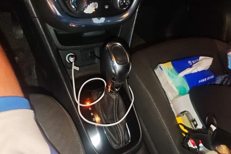 Used Buick Encore 2013 1.4T Automatic Two-Wheel Drive Elite Model Gear Lever
