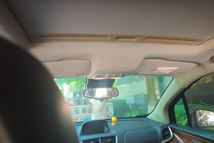 Used Buick Encore 2013 1.4T Automatic Two-Wheel Drive Elite Model Headliner