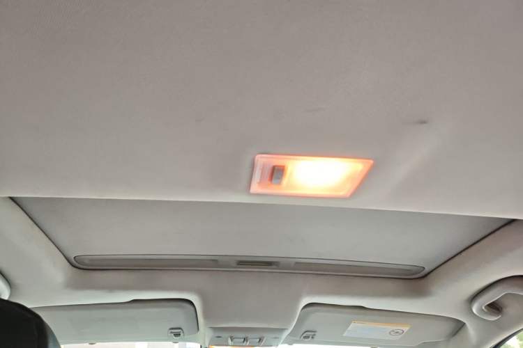 Used Buick Encore 2013 1.4T Automatic Two-Wheel Drive Elite Model Headliner