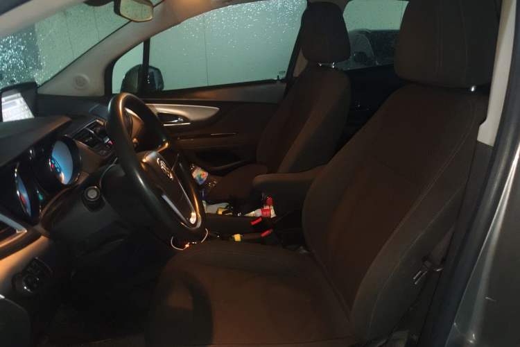 Used Buick Encore 2013 1.4T Automatic Two-Wheel Drive Elite Model Left Front Seat