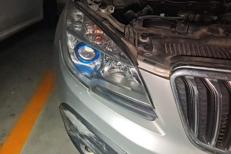 Used Buick Encore 2013 1.4T Automatic Two-Wheel Drive Elite Model Right Front Headlight