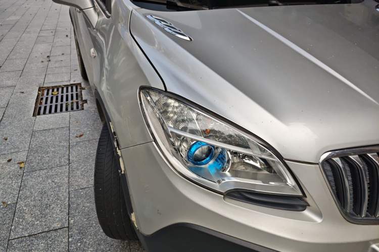 Used Buick Encore 2013 1.4T Automatic Two-Wheel Drive Elite Model Right Front Headlight