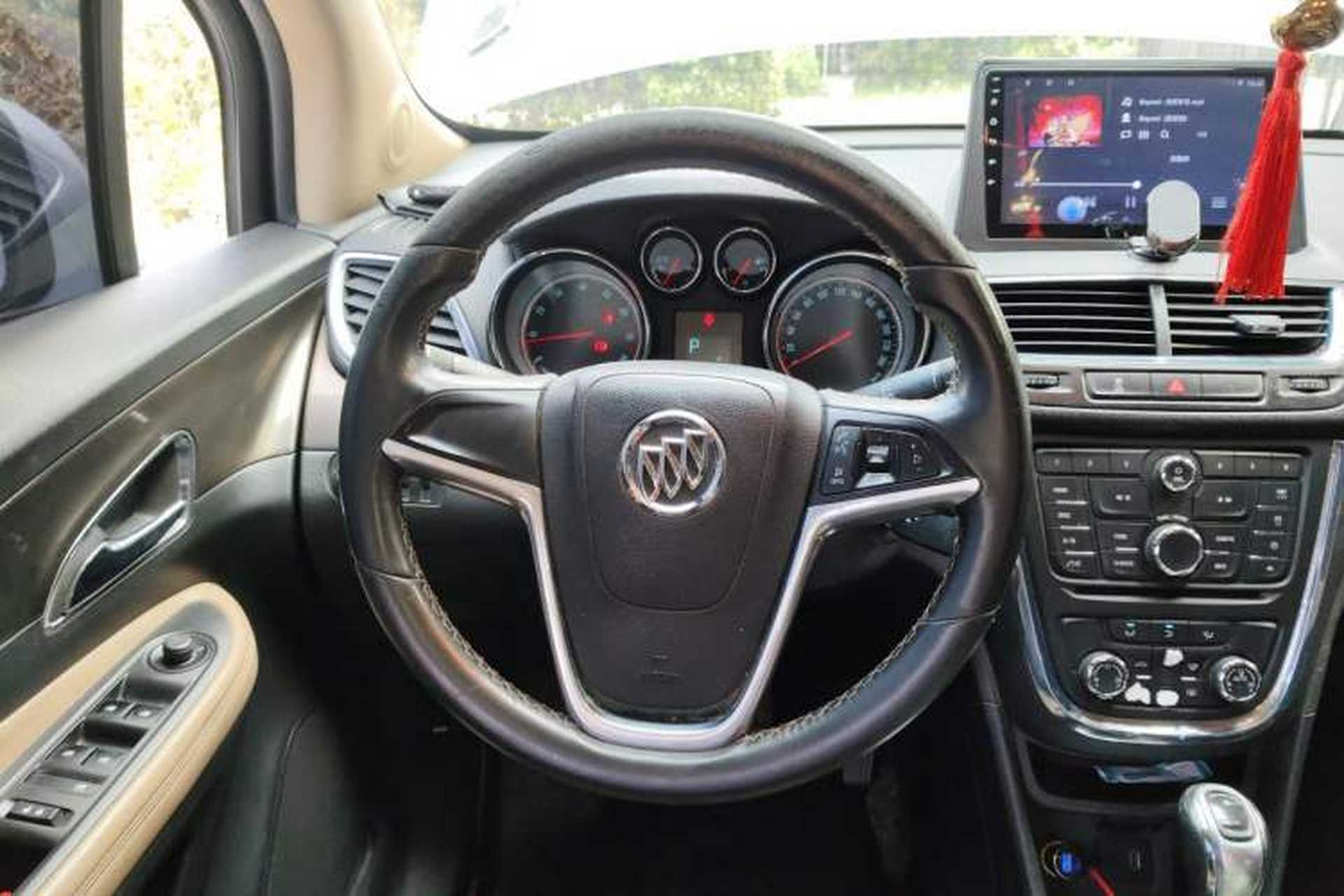 Used Buick Encore 2013 1.4T Automatic Two-Wheel Drive Leading Model Steering Wheel