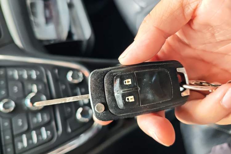Used Buick Encore 2013 1.4T Automatic Two-Wheel Drive Elite Model Vehicle Key