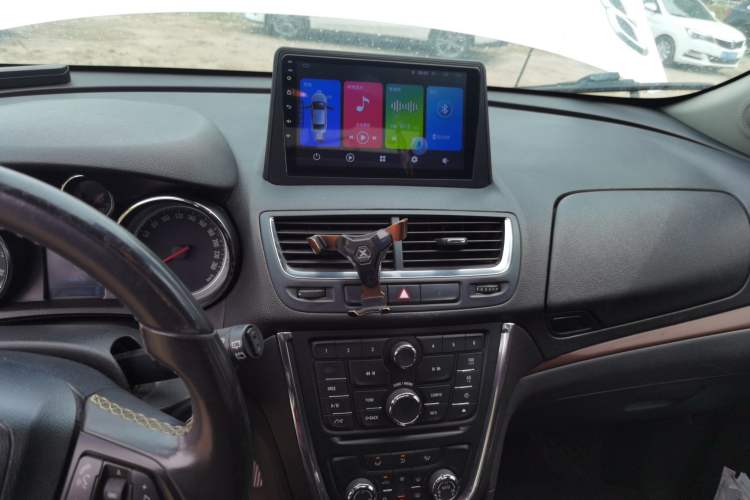 Used Buick Encore 2013 1.4T Automatic All-Wheel Drive Flagship Edition Audio And AC Panel