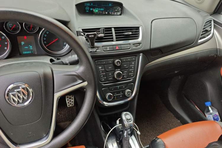 Used Buick Encore 2013 1.4T Automatic Two-Wheel Drive Elite Model Audio And AC Panel