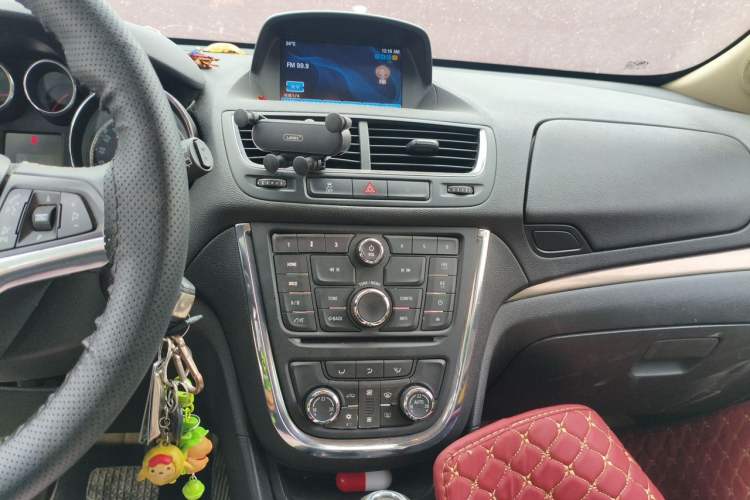 Used Buick Encore 2013 1.4T Automatic Two-Wheel Drive Leading Model Audio And AC Panel