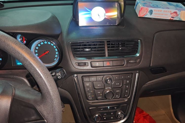 Used Buick Encore 2013 1.4T Automatic Two-Wheel Drive Elite Model Audio And AC Panel