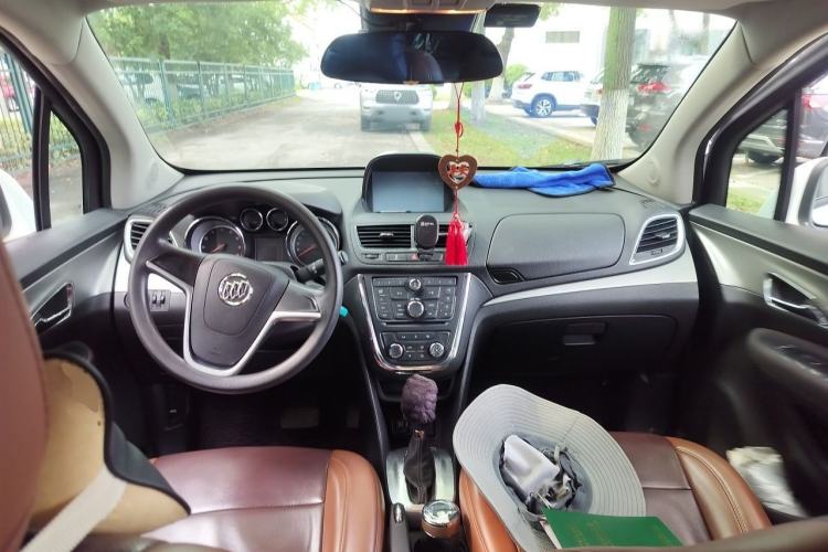 Used Buick Encore 2013 1.4T Automatic Two-Wheel Drive Elite Model Center Console